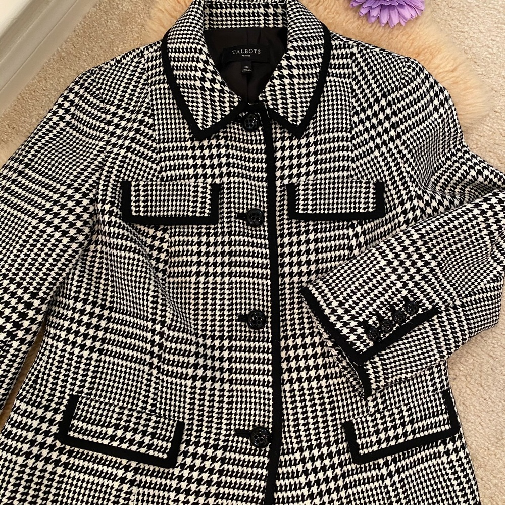 Talbots blazer size 12 petite made in Philippines